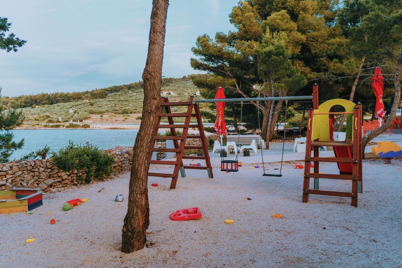 Boutique Camping Bunja Supetar Eksteriør bilde